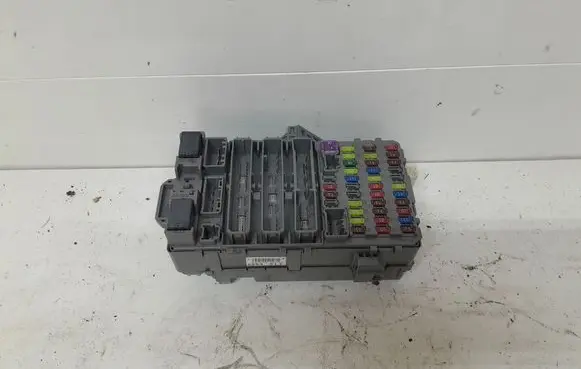 Honda Civic Fuse module 52535LE 5LEJMJWS 081120