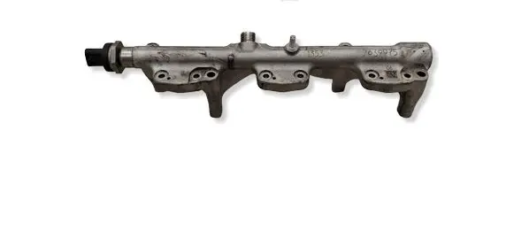 BMW 2 F46 Fuel main line pipe 7639975