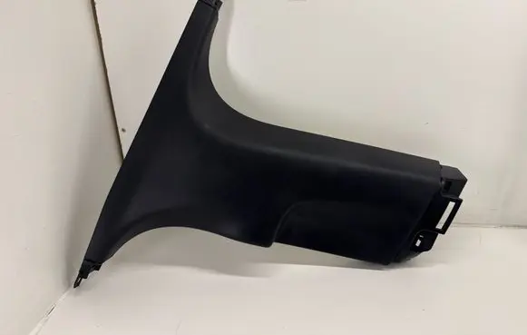 Tesla Model 3 (B) pillar trim (bottom) 108629600L