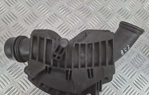 Mercedes-Benz E W212 Intake resonator A6421402787 4011548A