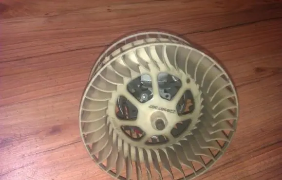 Mercedes-Benz Vaneo W414 Heater fan/blower 220987307 539.9046.070