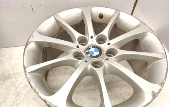 R17 alloy rim