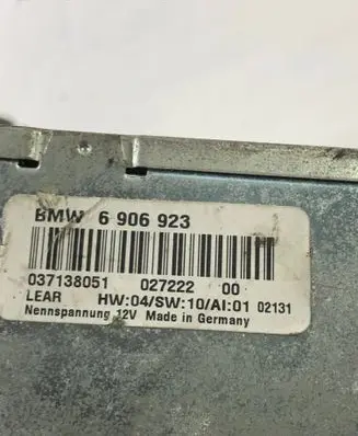 BMW 7 E38 Sound amplifier 6906923 037138051 027222