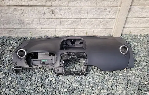 Renault Kangoo II Dashboard 681003071R