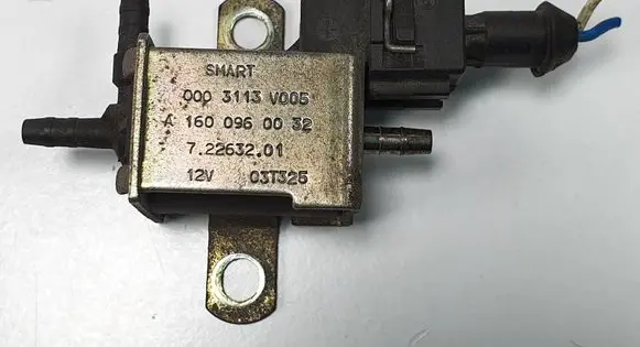 Jaguar XF X250 Turbo solenoid valve 0003113V005
