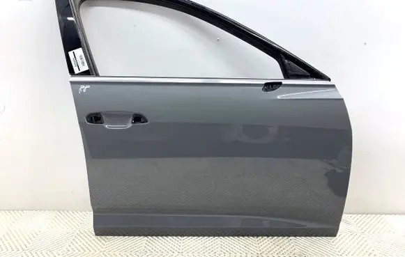 Audi A6 Allroad C8 Front door LY7C