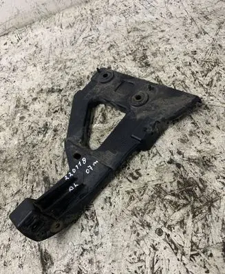 Audi A6 S6 C6 4F Front bumper mounting bracket 4F0807228