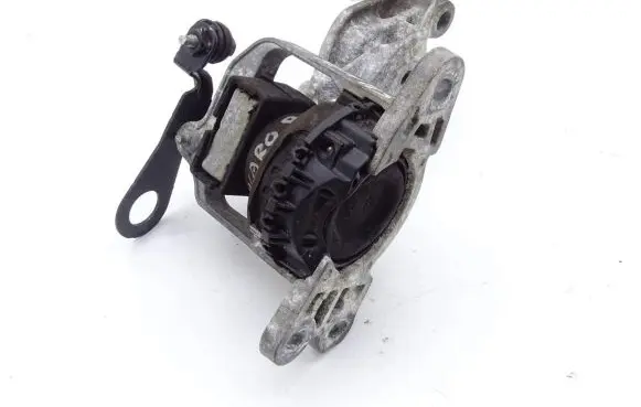 Opel Vivaro Engine mount vacuum valve 165385971R