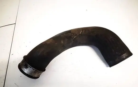 Intercooler hose/pipe