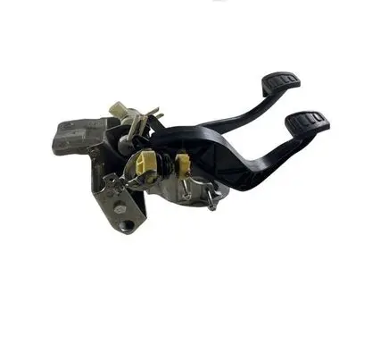 Chevrolet Camaro Pedal assembly 84524413