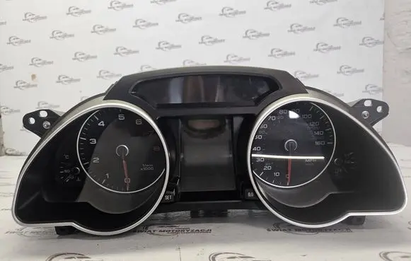Audi A5 8T 8F Speedometer (instrument cluster) 8T0920984J
