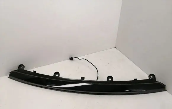 Jaguar I-Pace Third/center stoplight J9D313A613AC J9D313A613