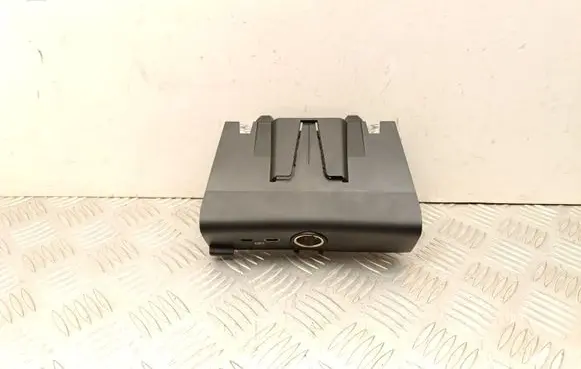 Volvo XC40 Other center console (tunnel) element 32275533