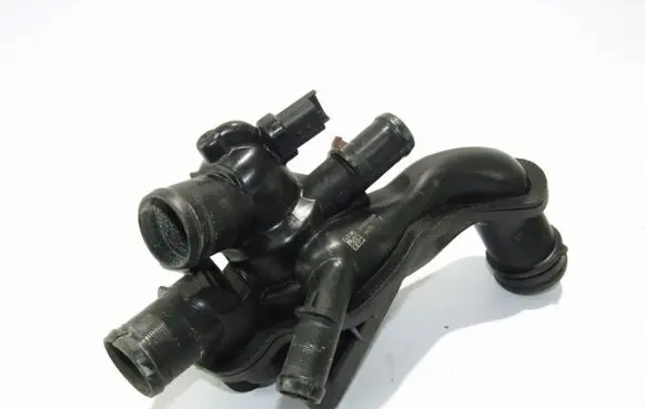 Mini One - Cooper Coupe R56 Thermostat housing V75345218007