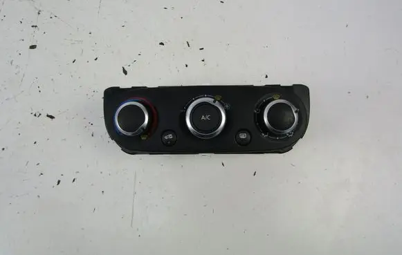 Renault Clio I Air conditioning/heating control unit 