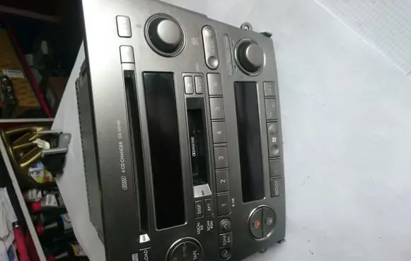 Subaru Outback Radio/CD/DVD/GPS head unit 86201AG310 S8000050