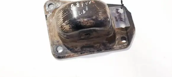 Volkswagen Golf V Bracket in trunk/boot 1k0505130g