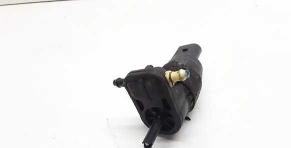 Audi A6 S6 C7 4G Windscreen/windshield washer pump 8K9955647