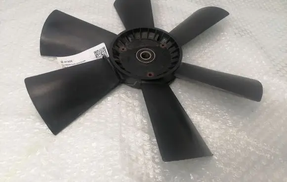 Mercedes-Benz E W123 Fan impeller 