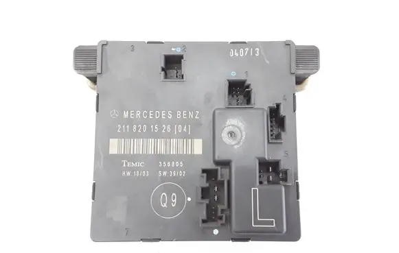 Mercedes-Benz E W211 Door control unit/module 2118201526
