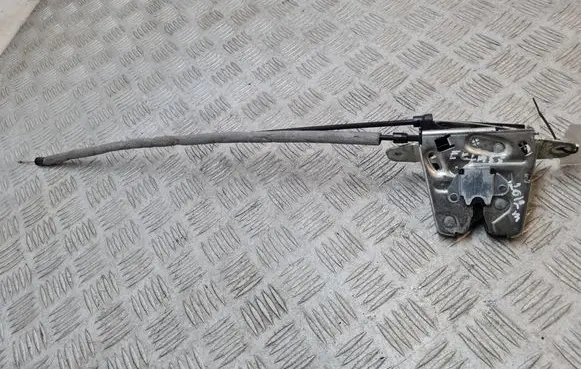 Mercedes-Benz C W204 Loading door lock 