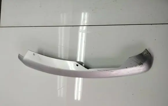 Front bumper lower grill