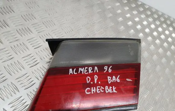 Nissan Almera Tailgate rear/tail lights 4726B