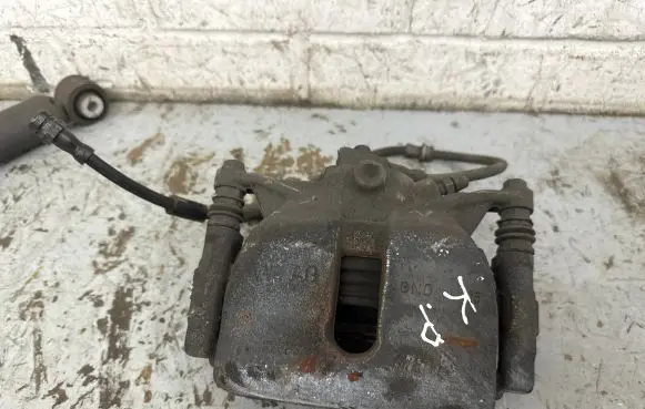 Volkswagen T-Roc Front brake caliper