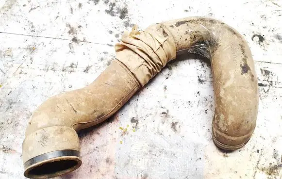 Renault 19 Air intake hose/pipe 7700855045