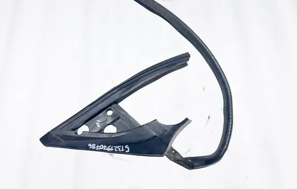 BMW 8 E31 Front door rubber seal 51321970786