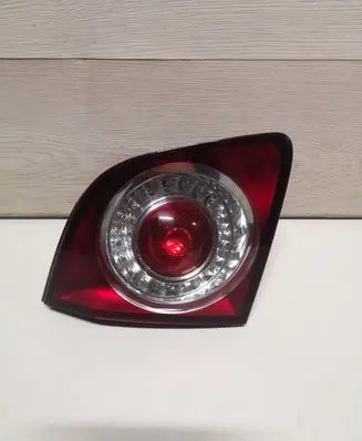 Volkswagen Golf Plus Tailgate rear/tail lights 5M0945093M 89091210