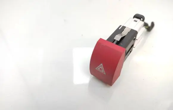 Skoda Octavia Mk2 (1Z) Hazard light switch 1Z0953235A 34407