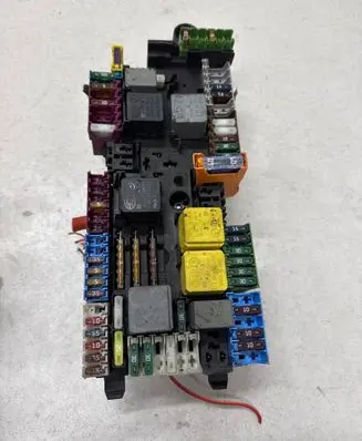 Mercedes-Benz Sprinter W907 W910 Fuse box set A9075450100 ZGS001 PB0170402