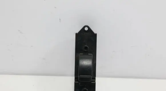 Citroen C-Crosser Electric window control switch 8608A061 C8DD602M