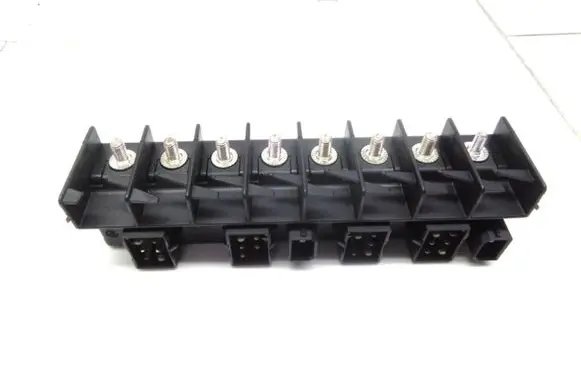 Audi A4 S4 B5 8D Fuse module 4A0941822 896046