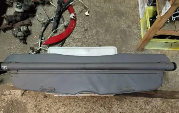 Parcel shelf load cover