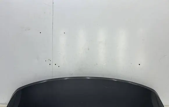 Tailgate/trunk spoiler