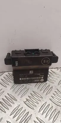 Seat Leon (1P) Other control units/modules 1K0907530H 8268 1K0907951
