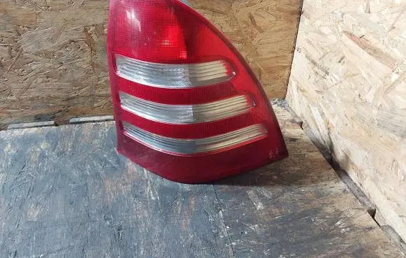 Mercedes-Benz C W203 Rear/tail lights A2038201264