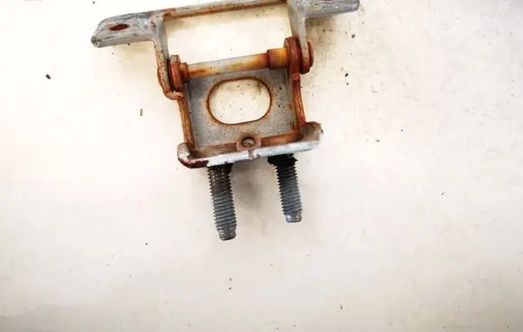 Honda Jazz Tailgate/trunk/boot hinge