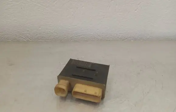 Glow plug pre-heat relay
