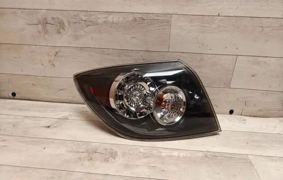 Mazda 3 II Rear/tail lights P3805