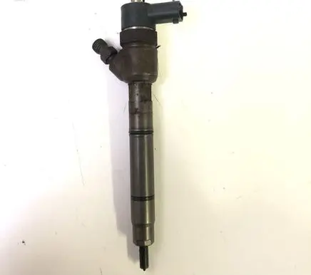 Hyundai i30 Fuel injector 338002A900 0445110320 00730