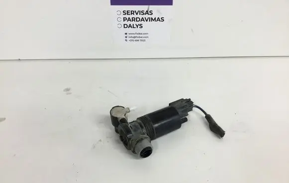 Ford Fiesta Windscreen/windshield washer pump 101019170 10053074