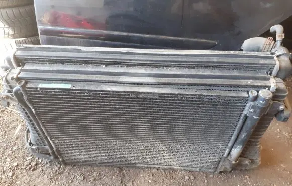 Volkswagen Golf V Fan set 