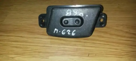 Mazda 626 Electric window control switch