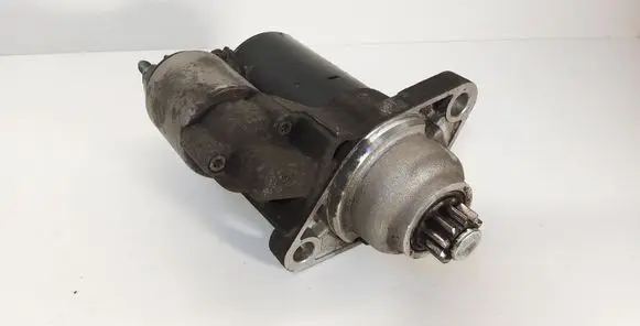 Volkswagen Golf VI Starter motor 1005831365
