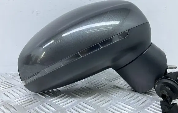 Audi A1 Front door electric wing mirror 
