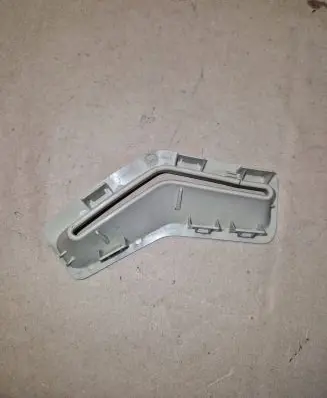 Volvo V70 (B) pillar trim (top)