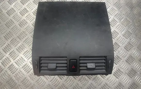 Mazda 3 I Dash center air vent grill B32H55311